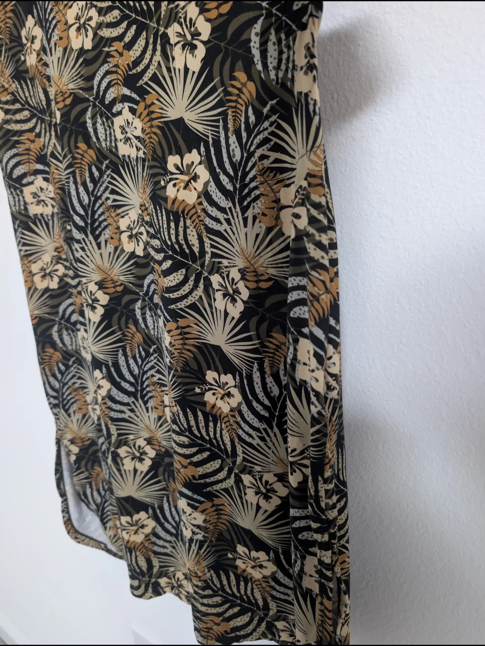 Tommy Bahama Women's M Black Tropical Floral Sleeveless Shift Midi Dress Stretch - Picture 5 of 10